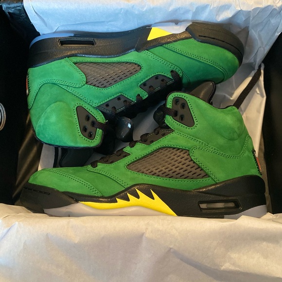Oregon 5 Jordan’s. Size 9 MENS $275 - Picture 2 of 7